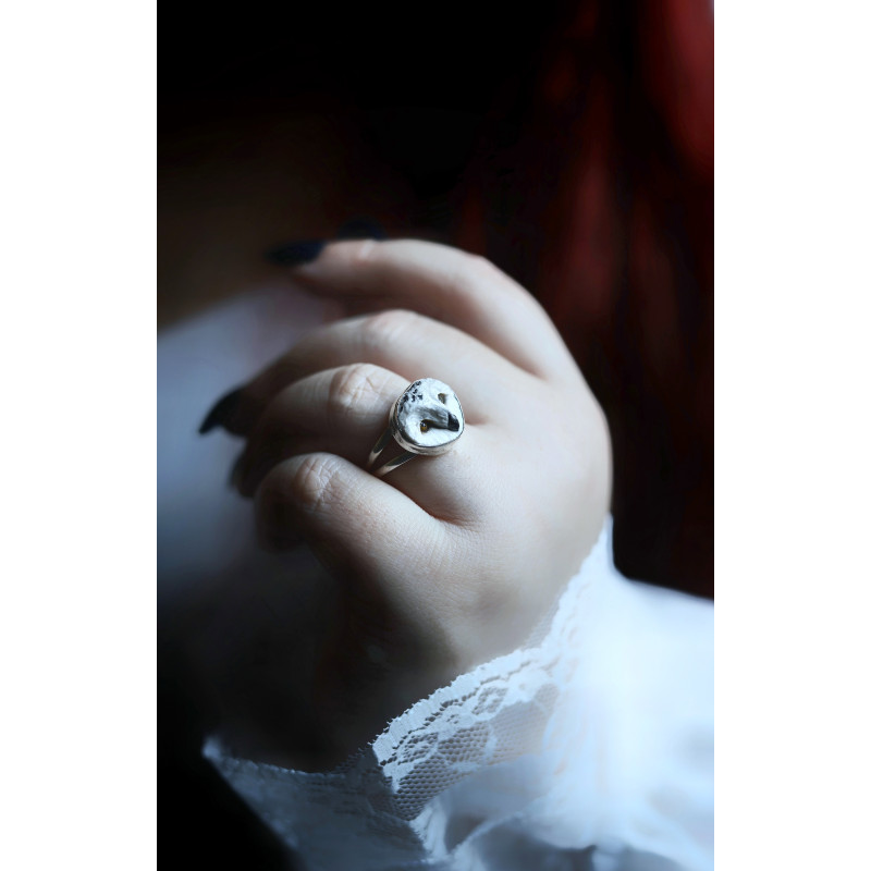 Les yeux de la nuit - Dernière disponible